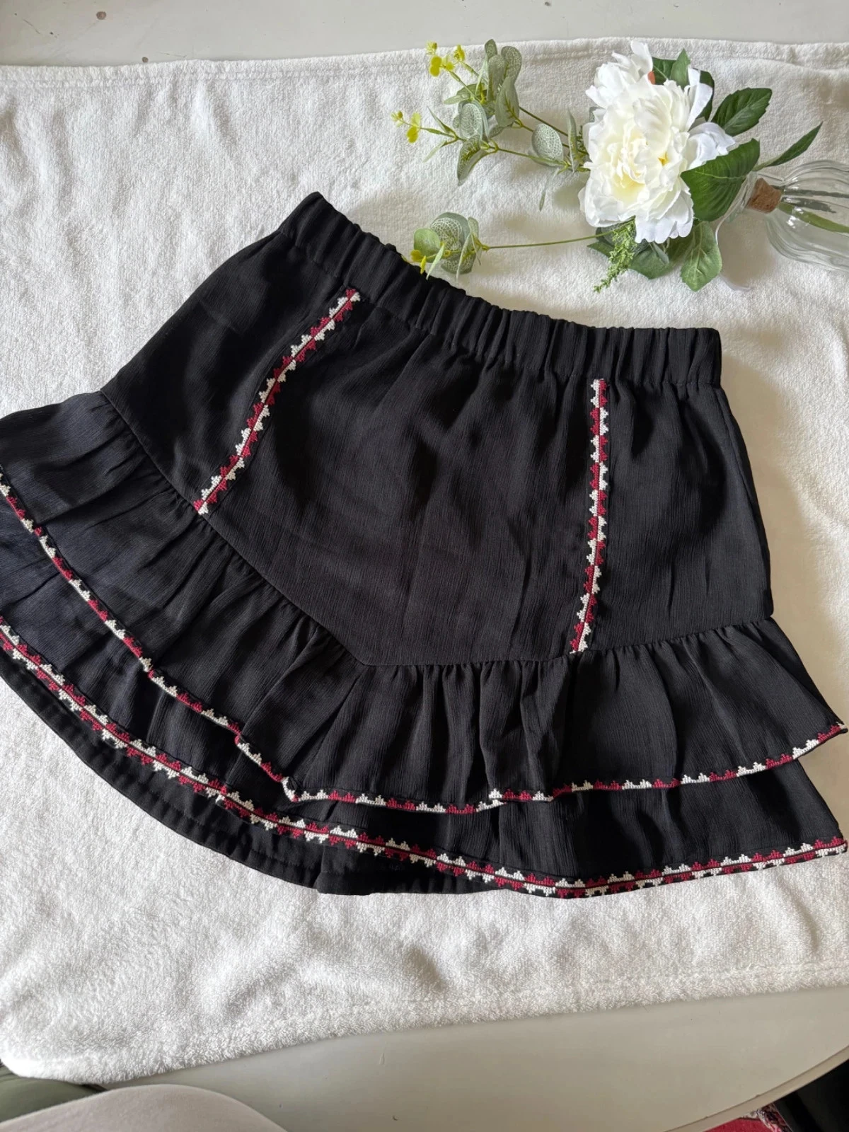Jupe noire bohème brodée – Cotton Club T.36